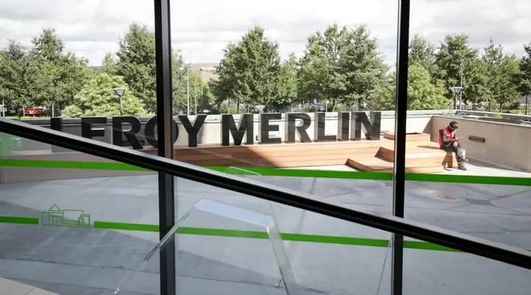 Endométriose : Leroy Merlin accorde douze demi-journées d'absence par an à ses salariées